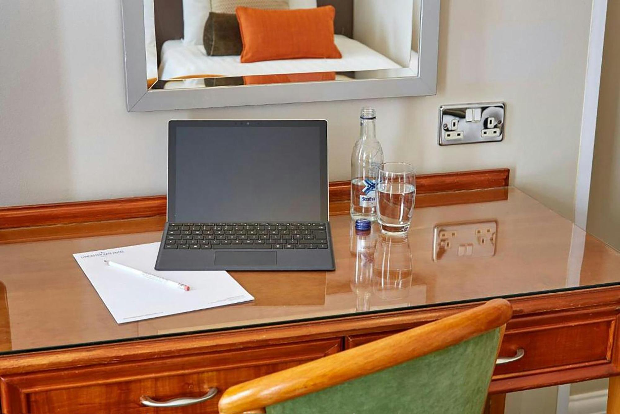 Twin Room,1746860402:JPEG